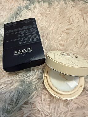Dior Forever Cushion Powder - Cream & Navy Compact